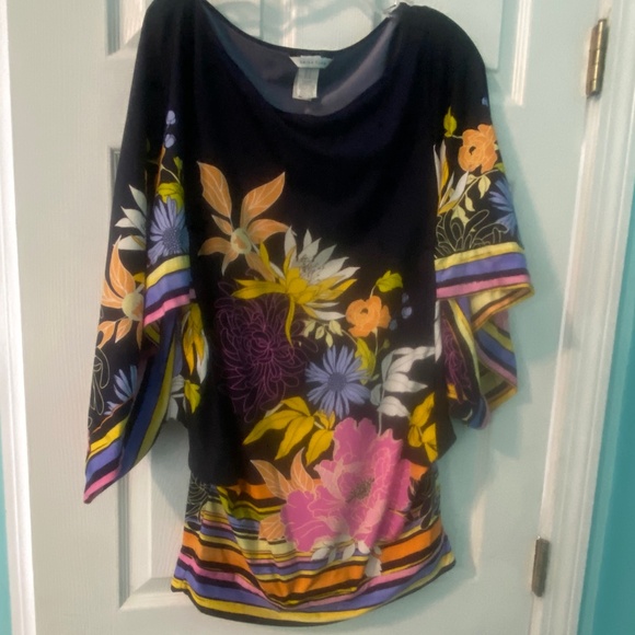 TRINA TURK BEACH COVER - UP SUZE LARGE - Picture 1 of 3